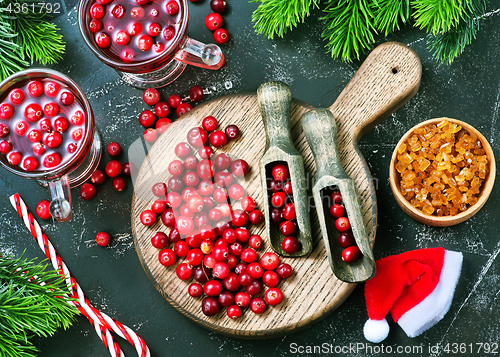 Image of cranberry drink and berries