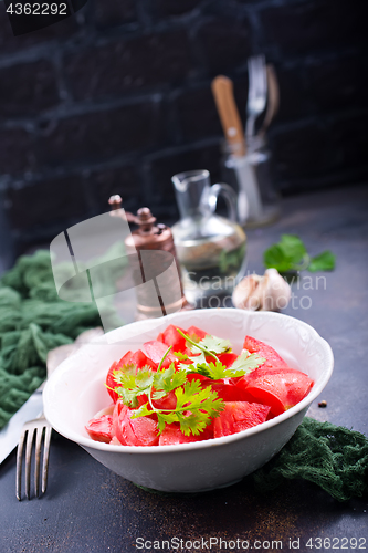 Image of tomato salad