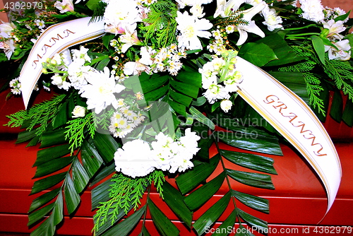 Image of Granny casket.