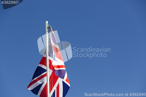 Image of UK flag on a flagpole