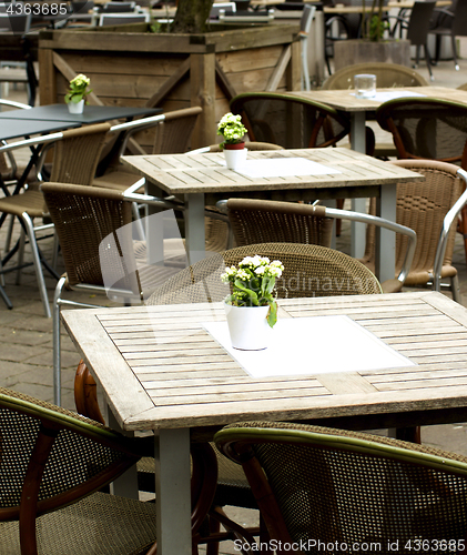 Image of Contemporary Sidewalk Cafe