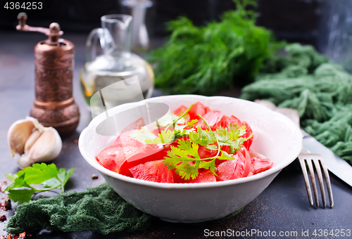 Image of tomato salad