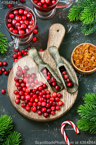 Image of cranberry drink and berries