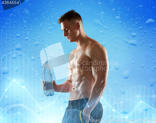 Image of young man or bodybuilder with bottle of water