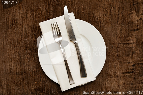 Image of Cutlery on a teble