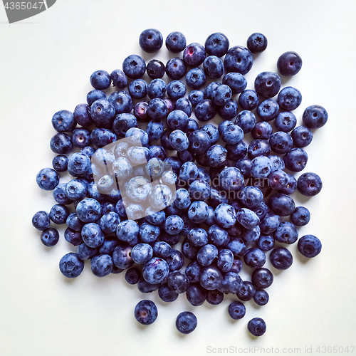 Image of Ripe blueberries on white background