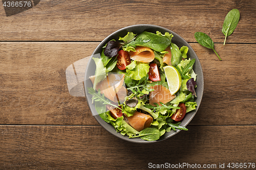 Image of Salad salmon 