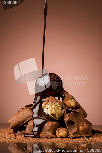 Image of Pile of broken chocolate