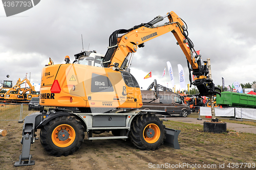 Image of Liebherr Compact Wheeled Excavator