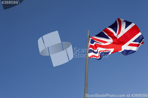 Image of UK flag on a flagpole