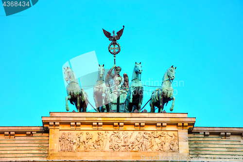 Image of Quadriga on top of the Brandenburger tor