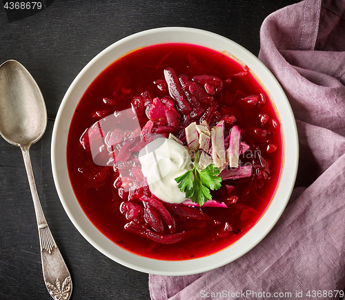 Image of bowl of beet root soup borsch