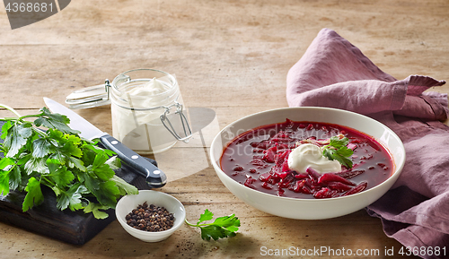 Image of bowl of beet root soup borsch