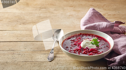 Image of bowl of beet root soup borsch