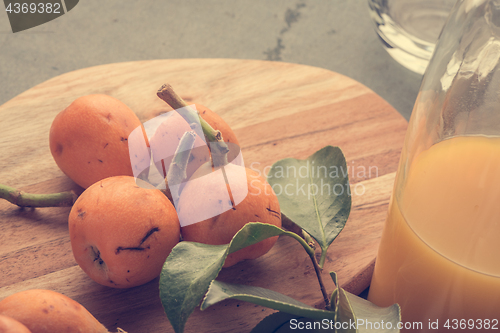 Image of loquats on kitchen counter