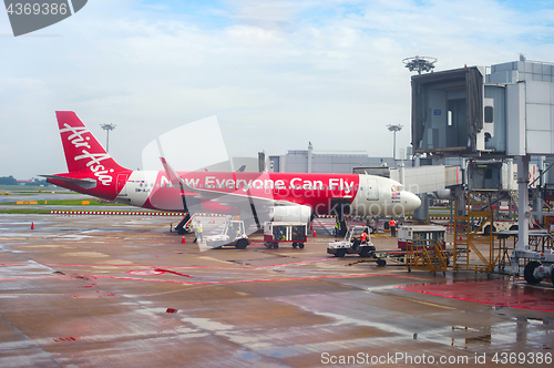 Image of AirAsia airplane in Singapore airport