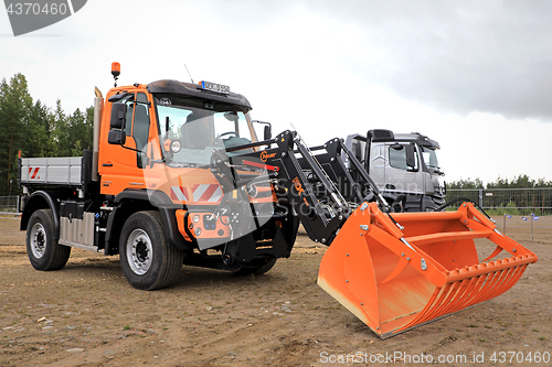 Image of Mercedes-Benz Unimog with Hauer Front Loader