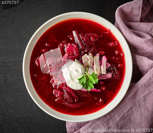 Image of bowl of beet root soup borsch