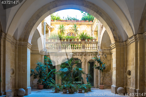 Image of Italian Villa Entrance