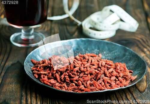 Image of goji and drink