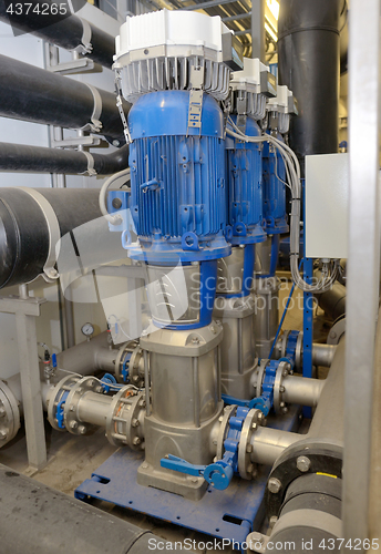 Image of reverse osmosis equipment inside of plant 