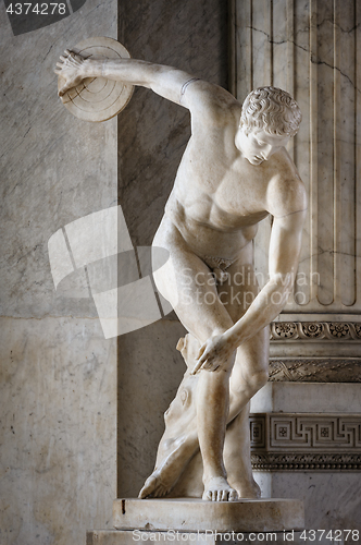 Image of Miron Discobolus sculpture