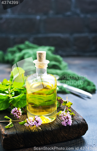 Image of mint oil