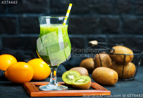 Image of kiwi smoothie