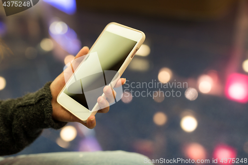Image of Woman use of cellphone