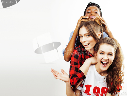 Image of diverse multi nation girls group, teenage friends company cheerful having fun, happy smiling, cute posing isolated on white background, lifestyle people concept, african-american and caucasian 