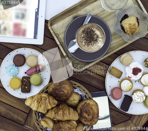 Image of coffee and pastry