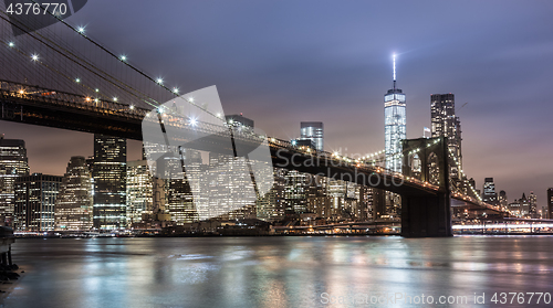 Image of Brooklyn bridge at dusk, New York City.