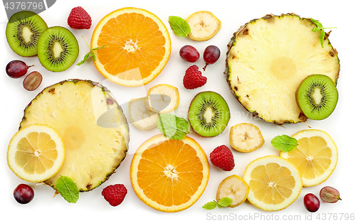 Image of various fresh fruit slices