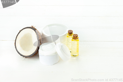 Image of Natural coconut oil