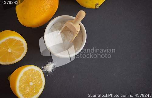 Image of Lemon and baking soda 