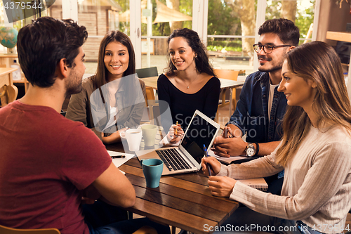 Image of Friends studying together 