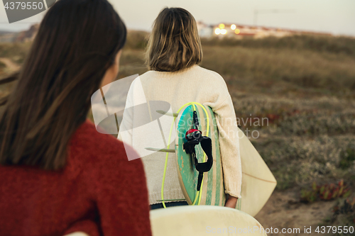 Image of Surfer girls