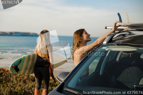 Image of Getting ready for surfing