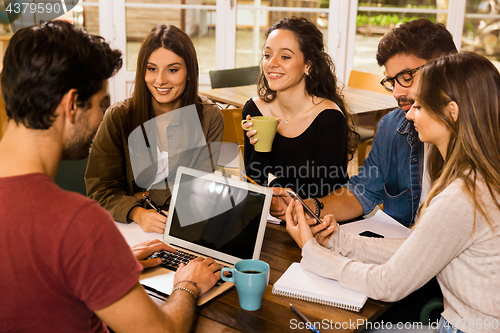 Image of Friends studying together 