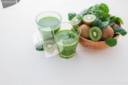 Image of glass of green smoothie