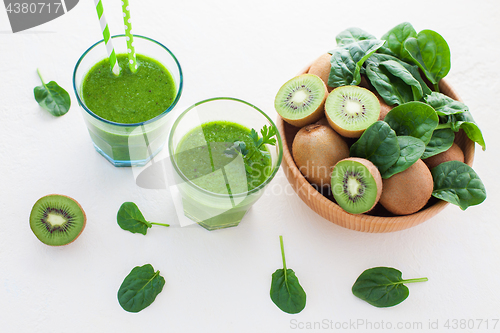 Image of glass of green smoothie