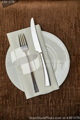 Image of Cutlery on a teble