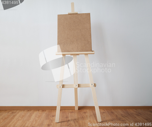 Image of wooden easel at art studio