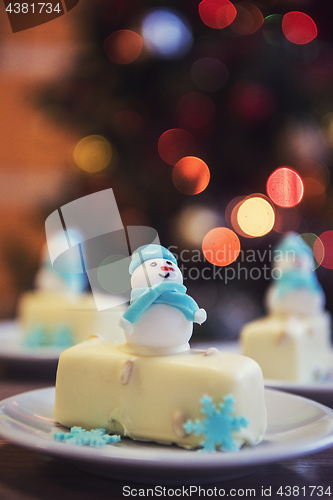 Image of Christmas dessert with snowman