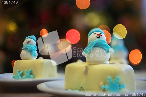 Image of Christmas dessert with snowman