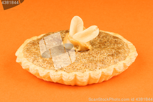 Image of Mini peanut tart close-up
