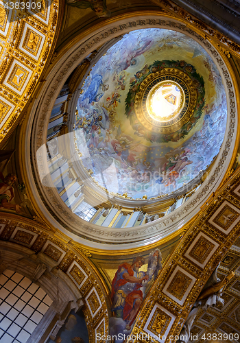 Image of Basilica in city of Vatican