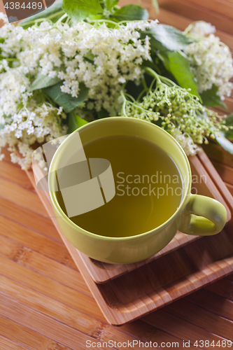 Image of cup of elderflower tea 