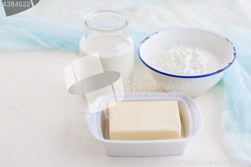 Image of butter milk and cottage cheese