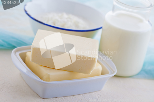 Image of butter milk and cottage cheese